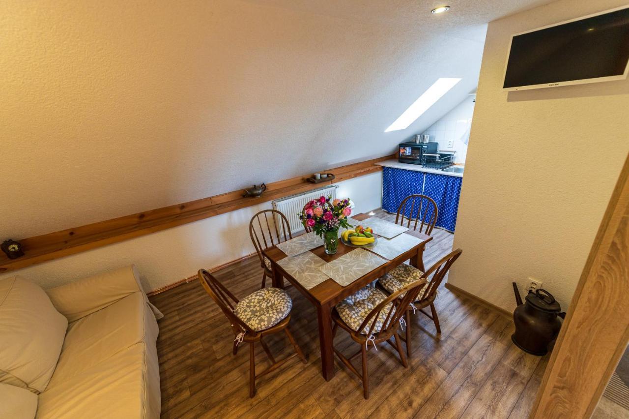 Apartman Domanin 124 Тршебонь Екстер'єр фото